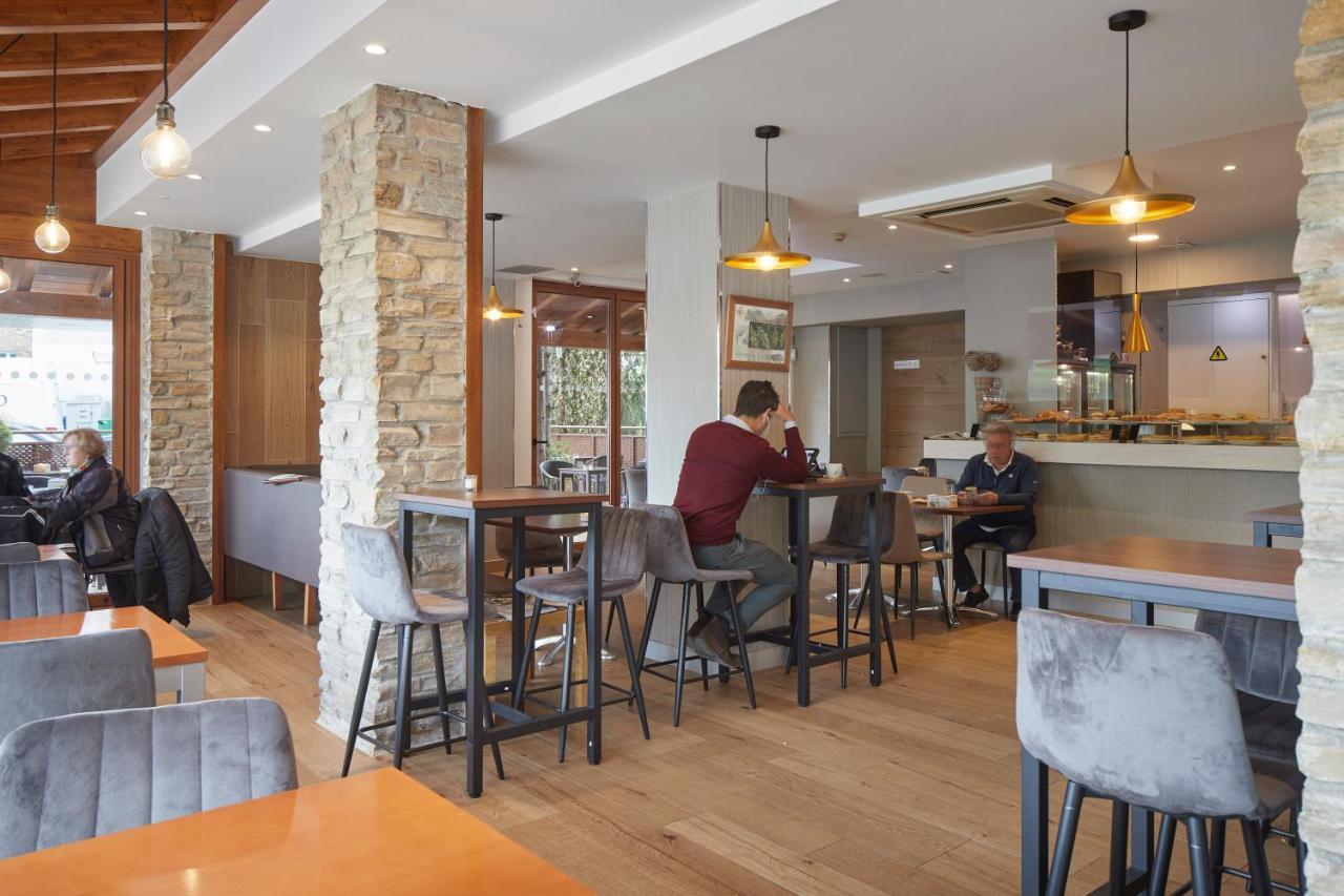 Hotel Iriguibel Huarte Pamplona Extérieur photo
