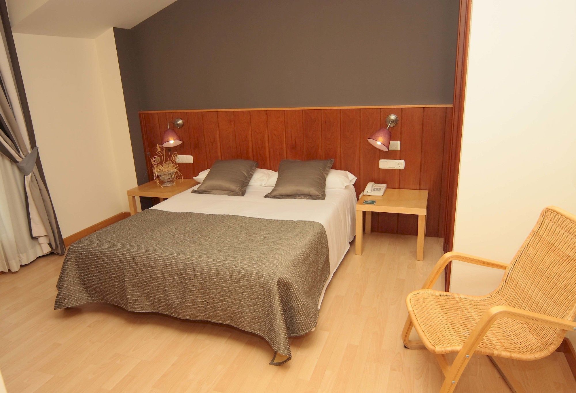 Hotel Iriguibel Huarte Pamplona Chambre photo